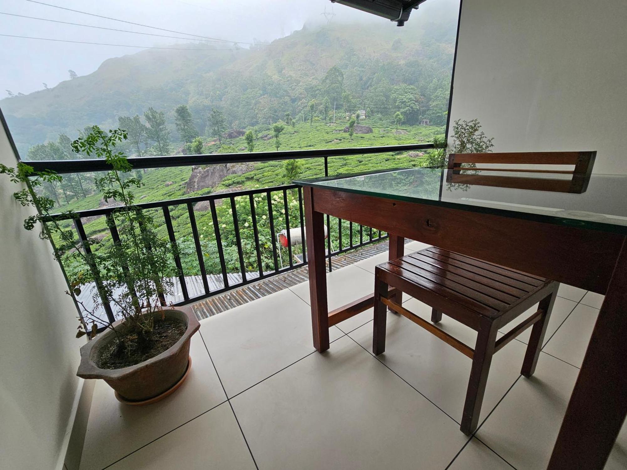 Tea Dale - All Rooms With Tea Estate View Munnar Exterior foto